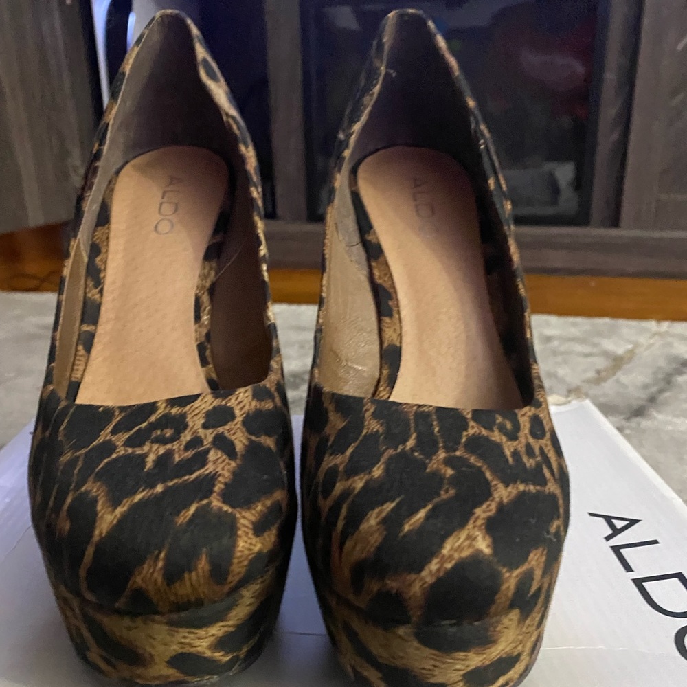 Women leopard wedge Aldo heels